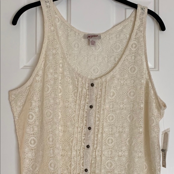 Ivory lace button front tank. 77% Cotton 23% nylon - Picture 1 of 3